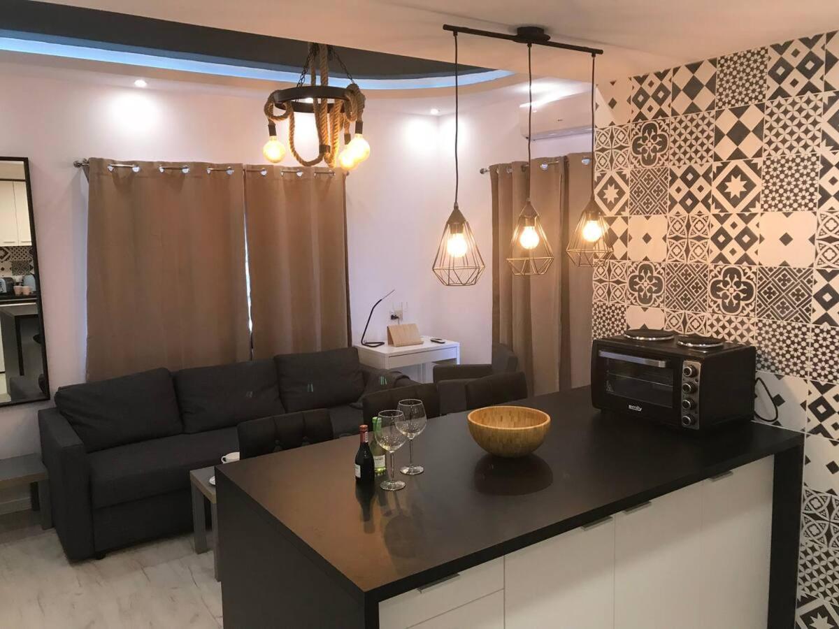 Papadavid Apartments Пафос Екстериор снимка