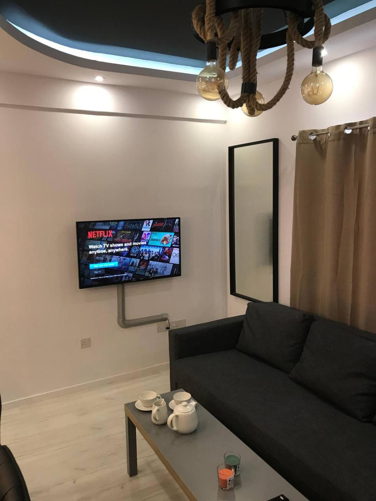 Papadavid Apartments Пафос Екстериор снимка
